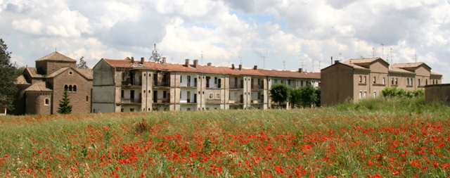 Vista parcial de la colònia Can Vidal, a Puig-reig