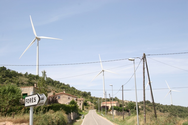 Central eòlica de les Forques, a Forès